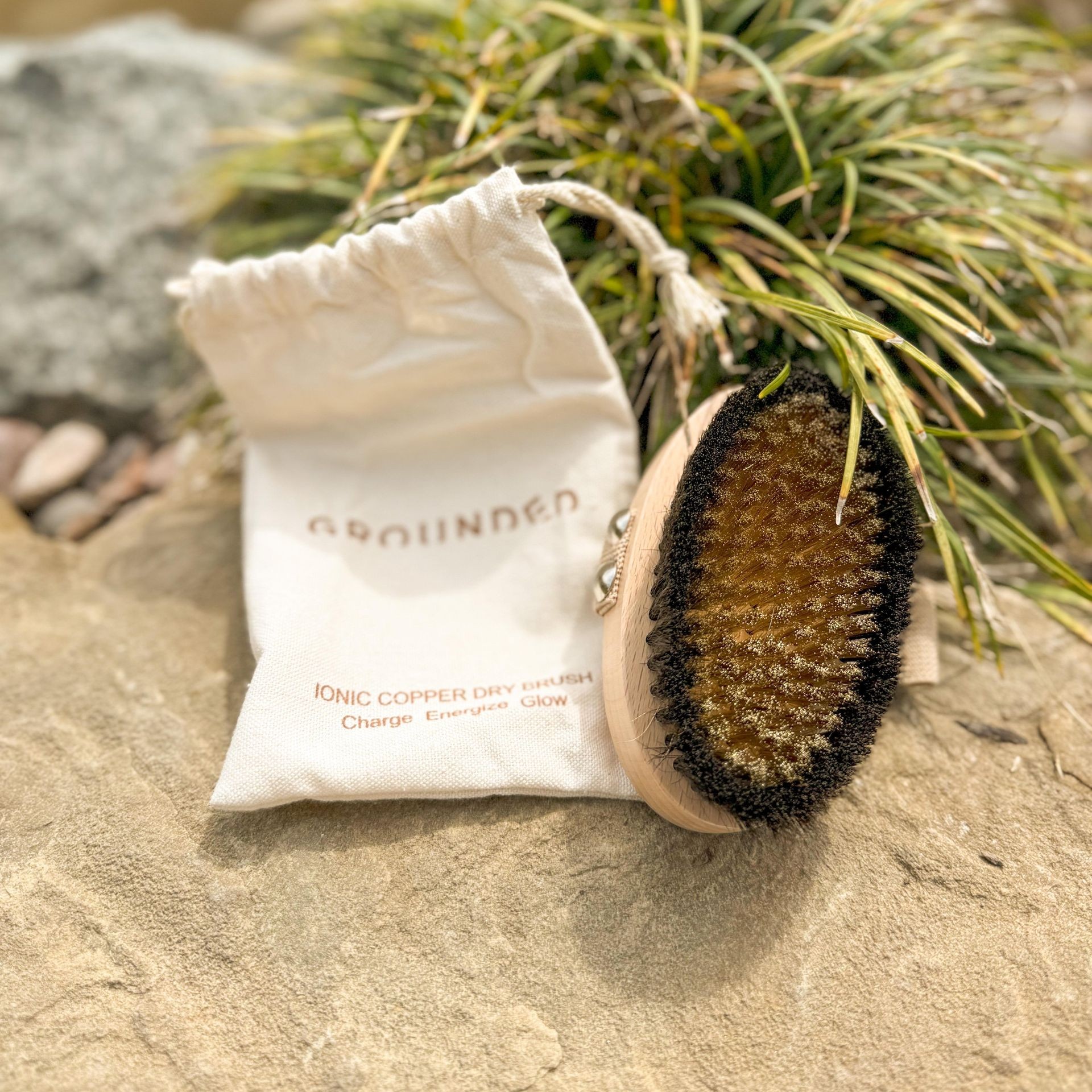 grounded labs copper ionic dry brush for bloodflow, lymphatic drainage and reduce cellulite